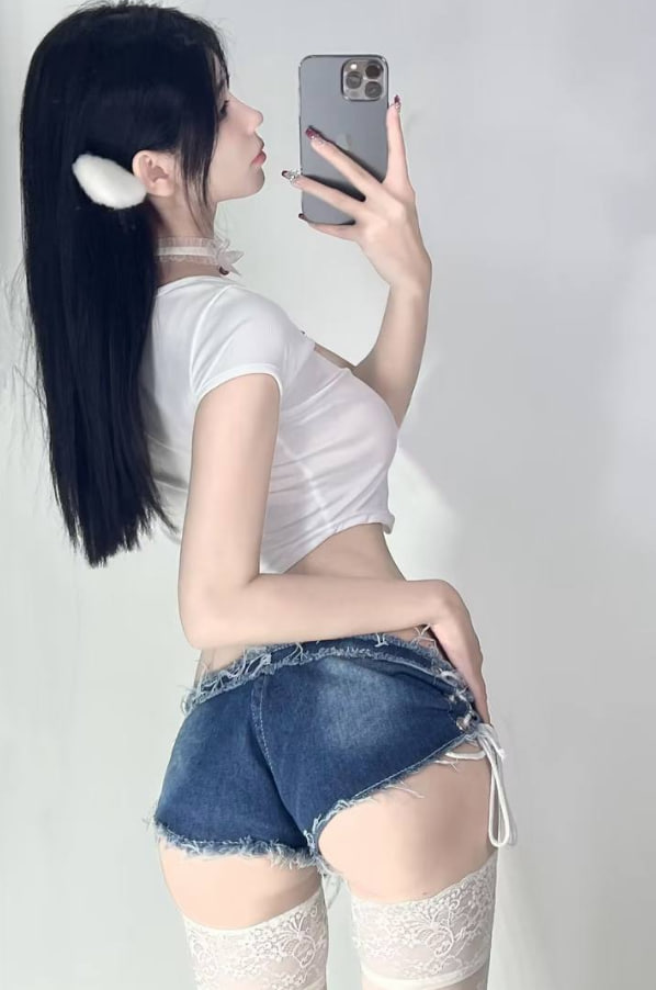 切尔西吧热议球队商业运营与转会经济策略